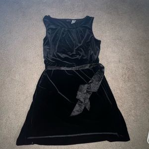 Womens velvet George Stretch dress with ribbon belt, sleeveless size XL (16/18)